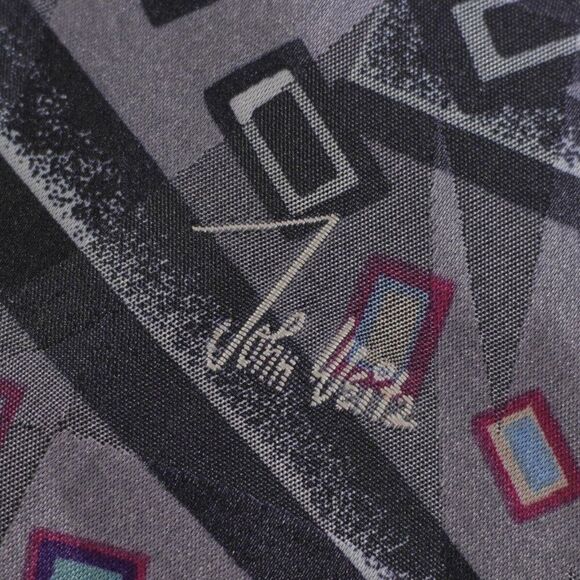 John Weitz Abstract Woven Gray Short Wide Polyester Tie - Picture 2 of 6